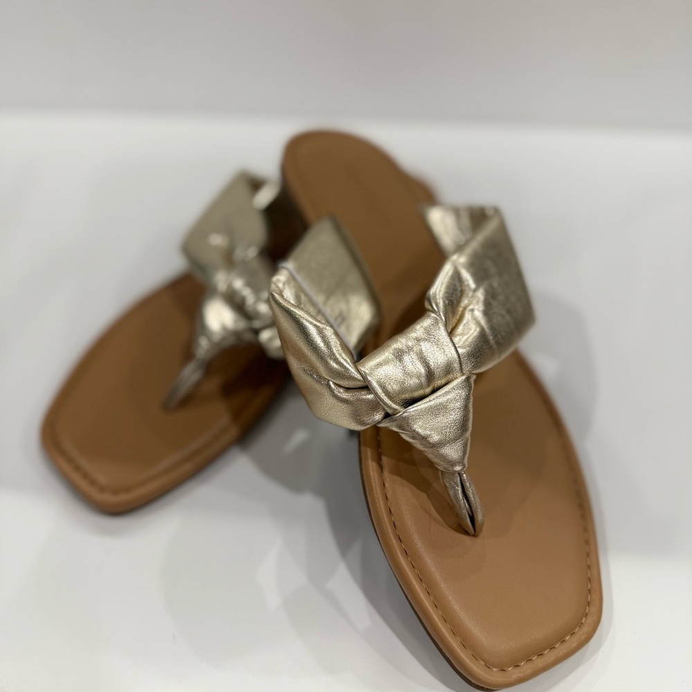 Old Navy Gold Braided Thong Sandals